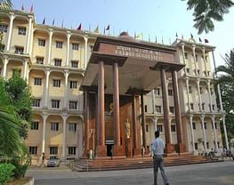 Annai JKK Sampoorani Ammal College of Pharmacy